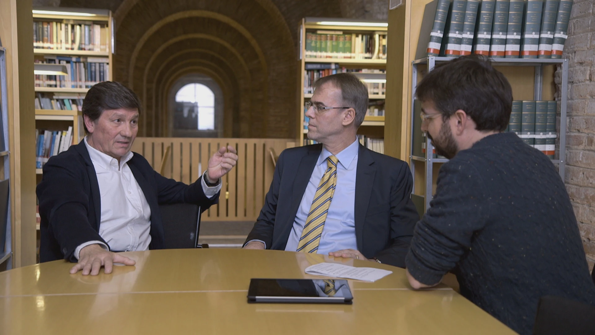 Antonio Gutiérrez, Oriol Amat y Jordi Évole en 'Salvados'