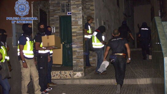 Momento de la detenci&oacute;n en Melilla del jefe de una c&eacute;lula terrorista vinculada al Estado Isl&aacute;mico 