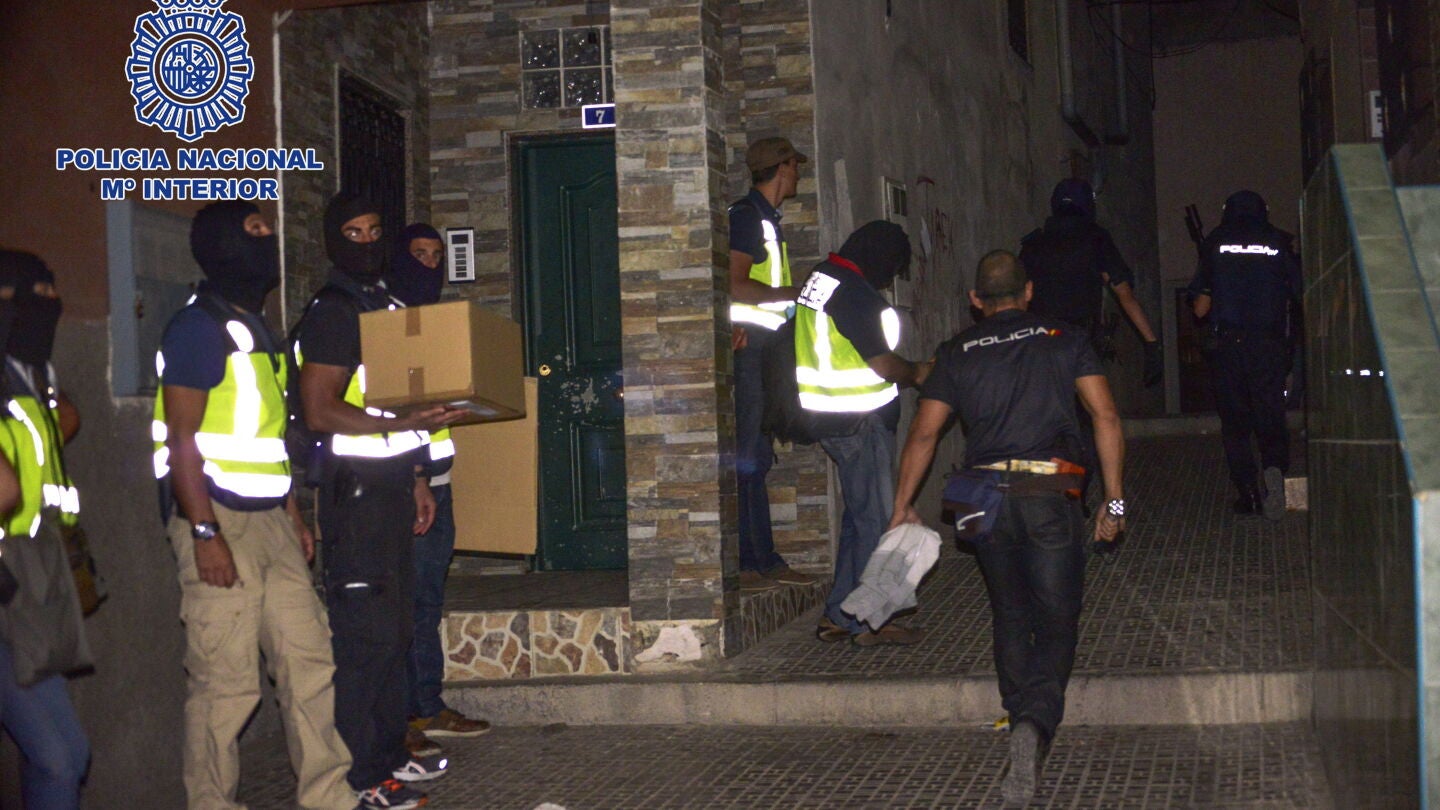 Momento de la detenci&oacute;n en Melilla del jefe de una c&eacute;lula terrorista vinculada al Estado Isl&aacute;mico 