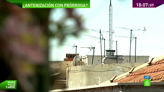 Antenas sobre una azotea Antenas sobre una azotea