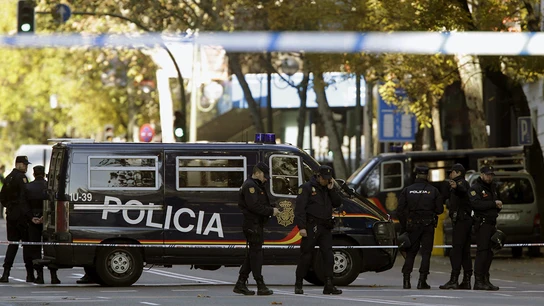 Cordón policial tras el asalto a la sede del PP en Madrid Cordón policial tras el asalto a la sede del PP en Madrid