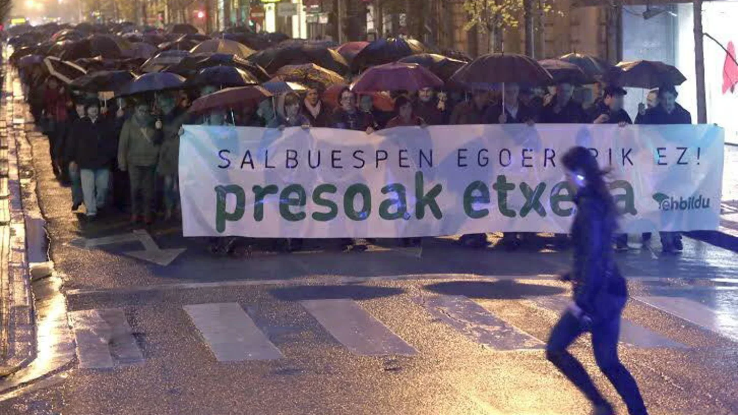 Bildu acusa al Gobierno de incumplir la normativa europea en lo referente a los derechos de los presos de ETA Bildu acusa al Gobierno de incumplir la normativa europea en lo referente a los derechos de los presos de ETA