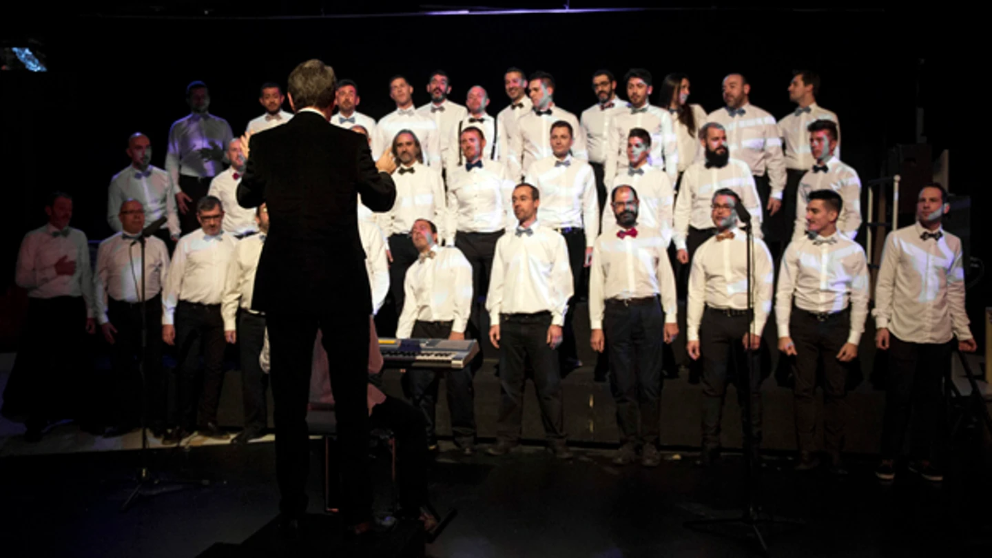 Un invitado sorpresa dirige el Coro de Hombres Gays de Madrid Un invitado sorpresa dirige el Coro de Hombres Gays de Madrid