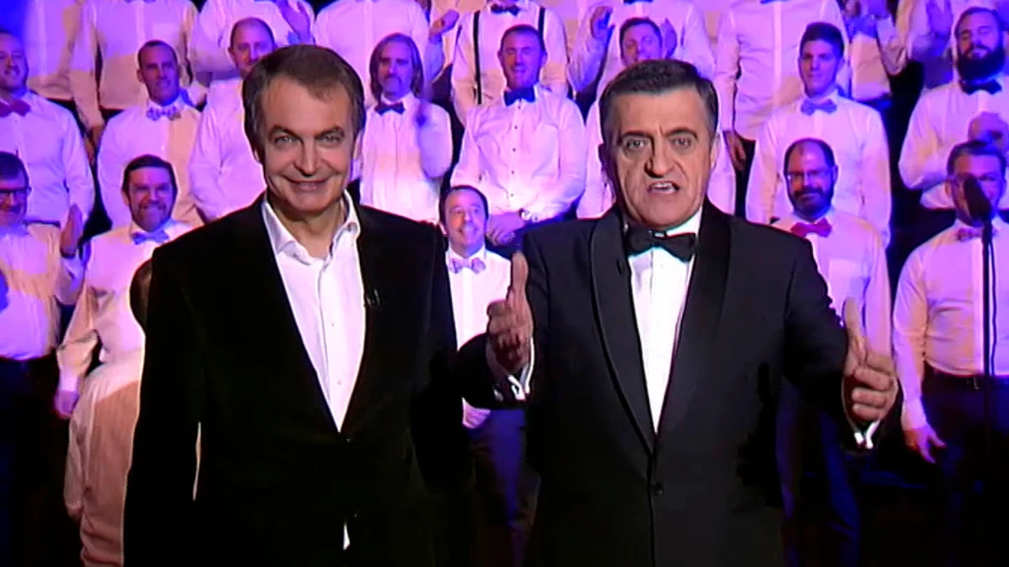 Zapatero dirige el coro de el intermedio Zapatero dirige el coro de el intermedio