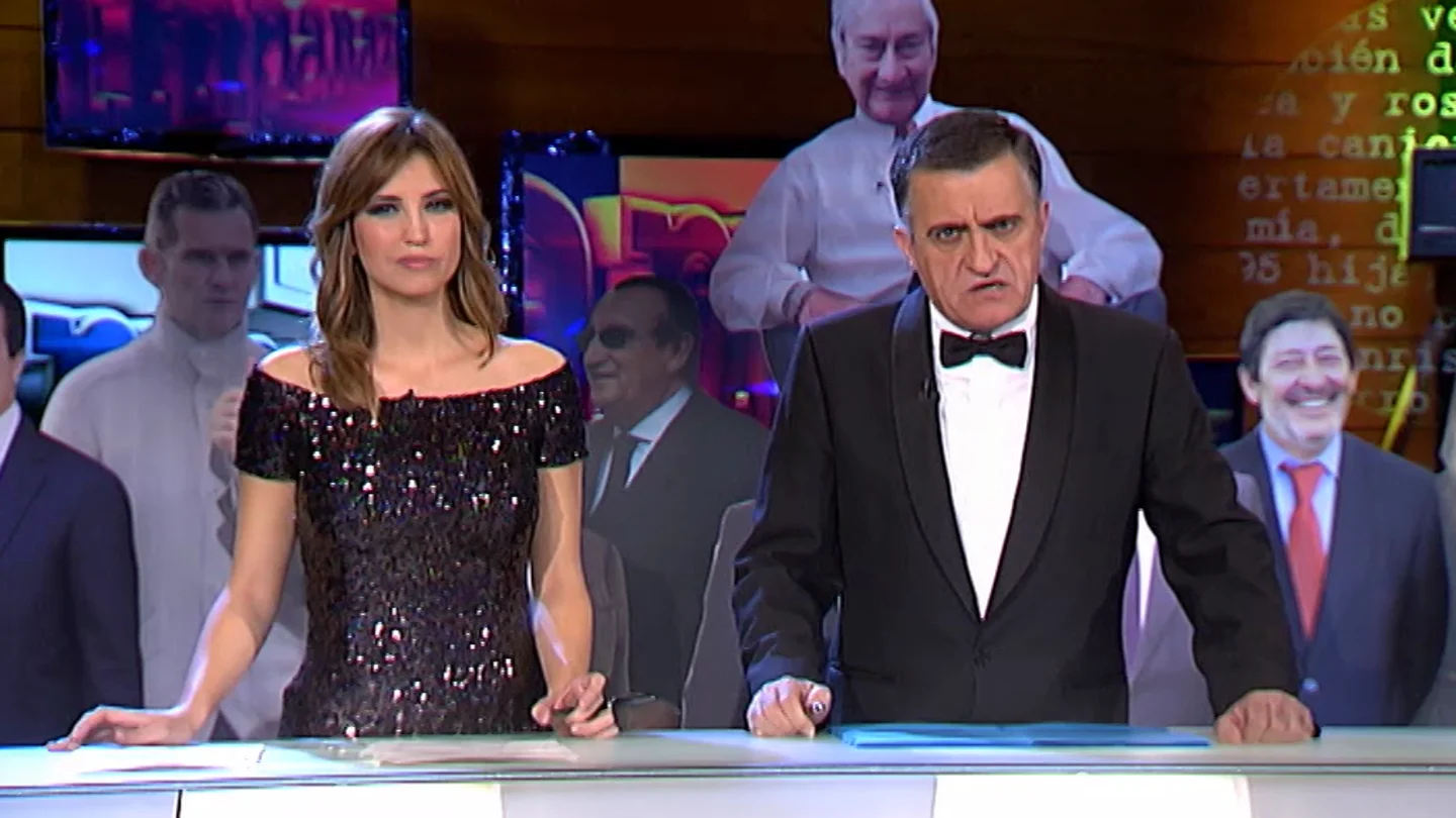 El Gran Wyoming y Sandra Sabatés se visten de gala en '12 campanazos' El Gran Wyoming y Sandra Sabatés se visten de gala en '12 campanazos'