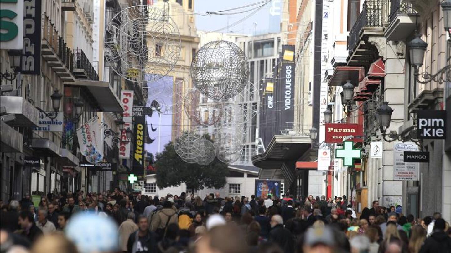Aspecto de la calle Preciados, en Madrid, un d&iacute;a del pasado mes de diciembre
