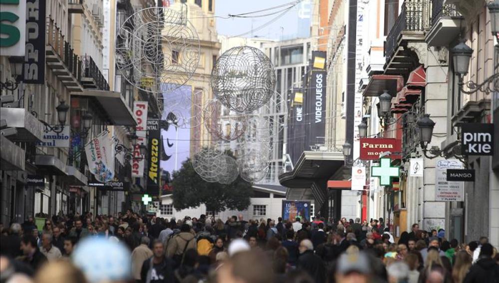 Aspecto de la calle Preciados, en Madrid, un día del pasado mes de diciembre