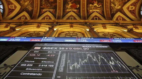 Imagen de archivo de la Bolsa de Madrid Imagen de archivo de la Bolsa de Madrid