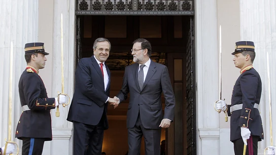 Andonis Samaras recibe a Mariano Rajoy Andonis Samaras recibe a Mariano Rajoy
