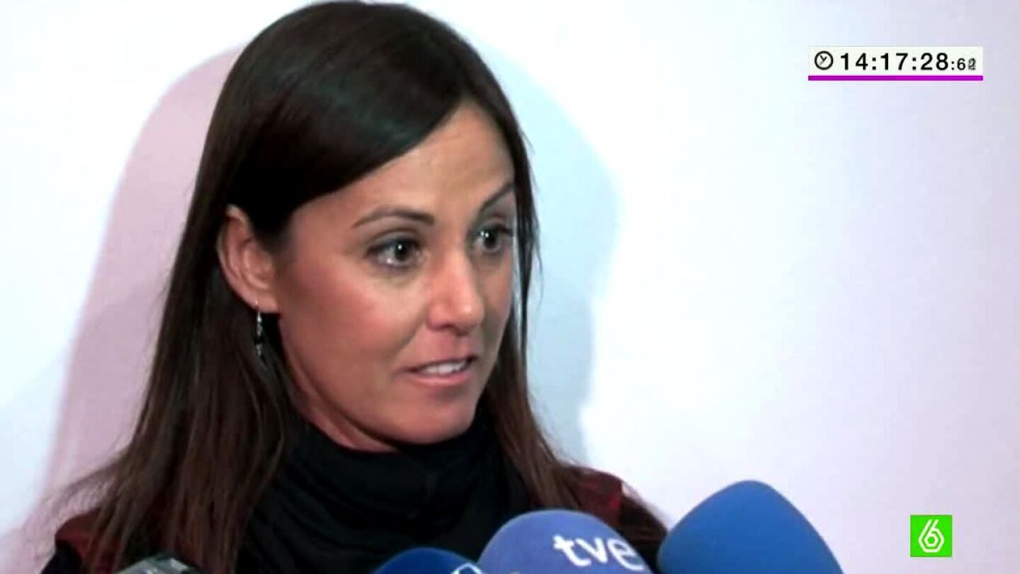 Elisa D&iacute;az entre sollozos