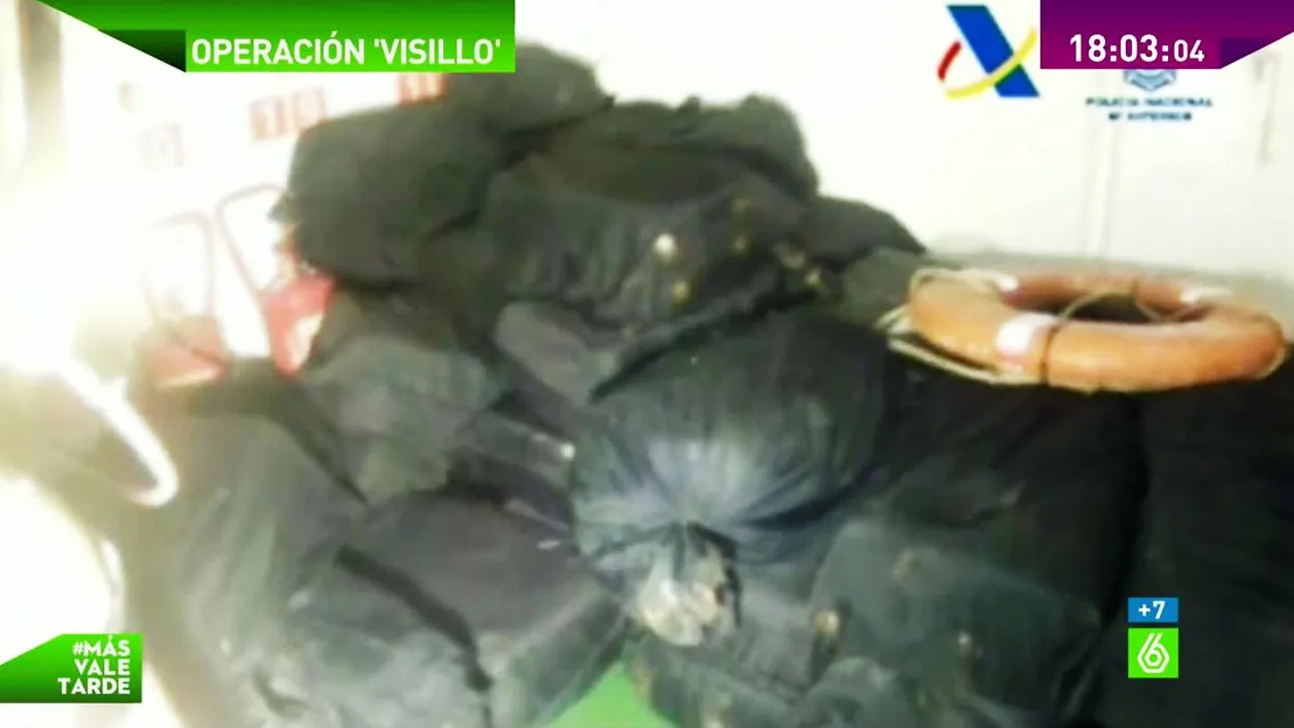 fardos de droga en el interior del pesquero fardos de droga en el interior del pesquero