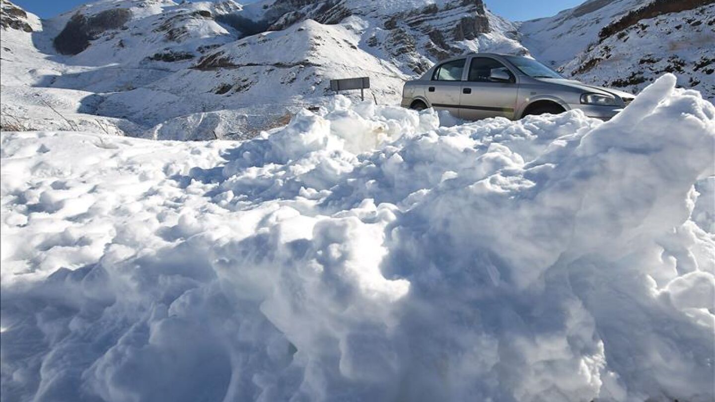 Catorce comunidades aut&oacute;nomas en alerta meteorol&oacute;gica por nieve