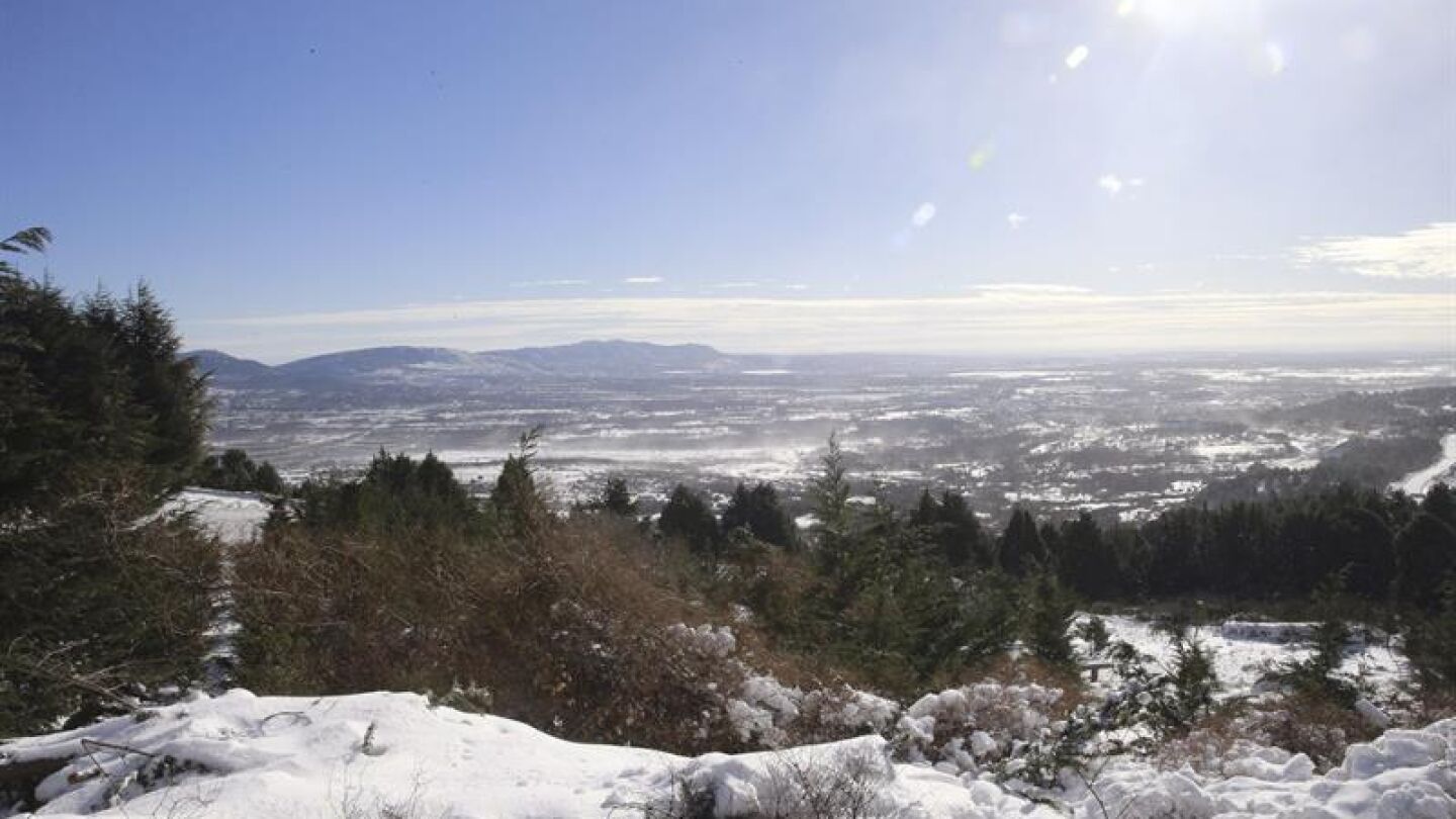  La Comunidad de Madrid ha amanecido cubierta por la nieve 