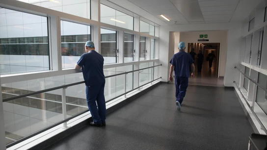 Imagen de archivo del pasillo de un hospital Imagen de archivo del pasillo de un hospital