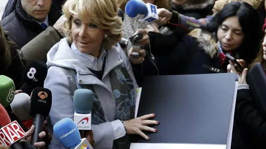Esperanza Aguirre a su salida de los juzgados Esperanza Aguirre a su salida de los juzgados