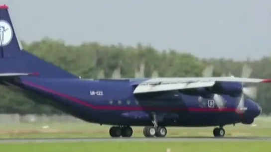 El ruido de un avión carguero de fabricación rusa desata protestas por toda España El ruido de un avión carguero de fabricación rusa desata protestas por toda España