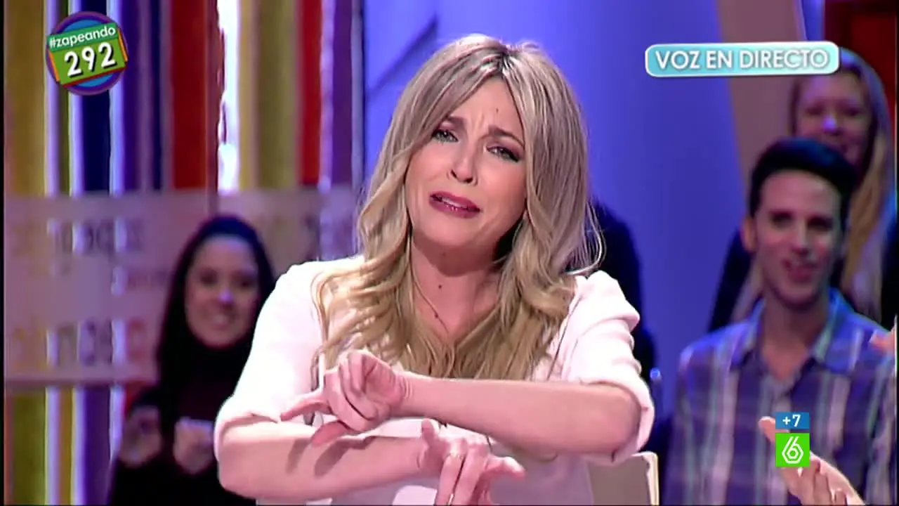 Anna Simon canta en Zapeando