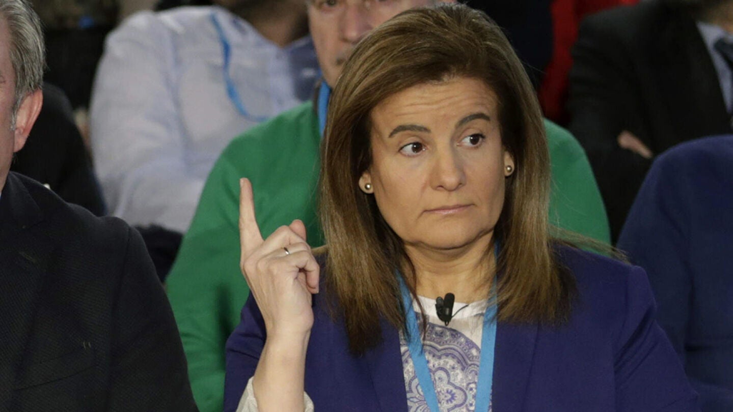 La ministra de Empleo, F&aacute;tima B&aacute;&ntilde;ez, en la Convenci&oacute;n Nacional del PP
