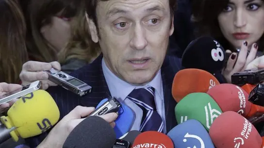 Hernando habla con los periodistas Hernando habla con los periodistas