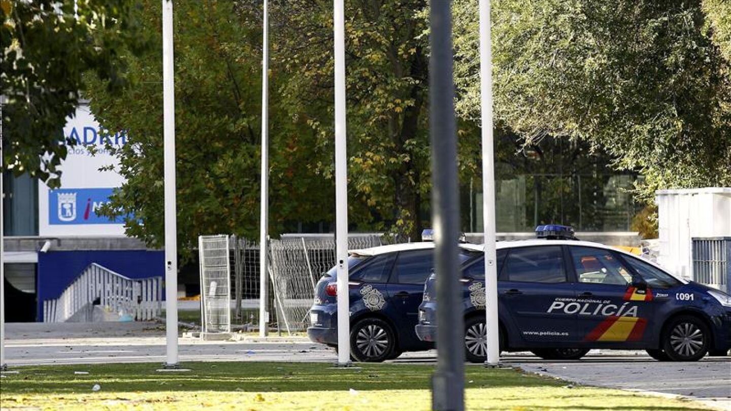 Coches de Polic&iacute;a en la Casa de Campo. 