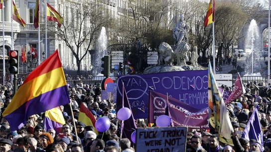 Manifestantes cerca de La Cibeles en la marcha convocada por Podemos Manifestantes cerca de La Cibeles en la marcha convocada por Podemos