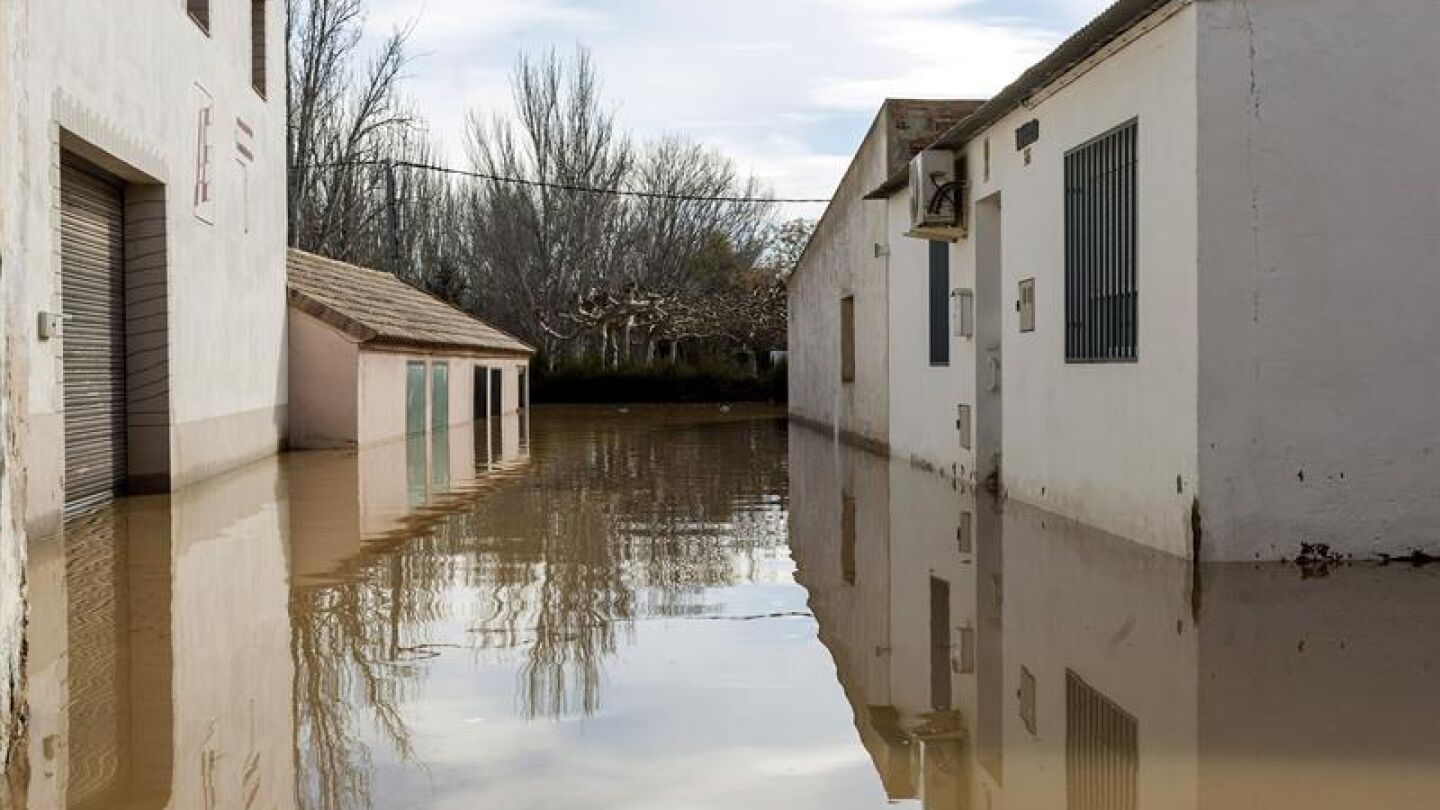 Crecida del r&iacute;o Ebro