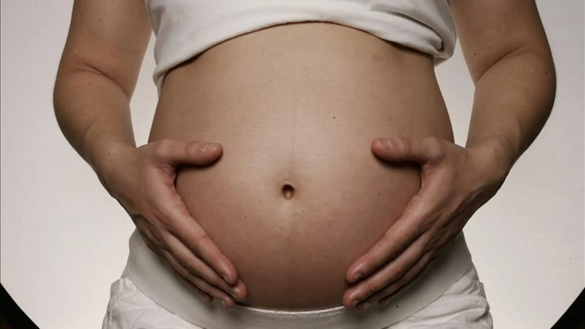 Los diputados británicos deciden sobre la reproducción asistida con ADN de tres personas