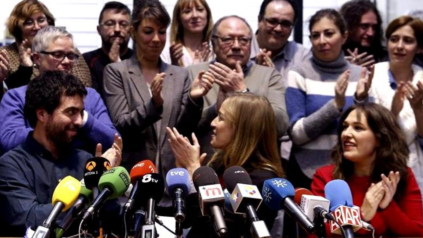 Tania S&aacute;nchez deja IU