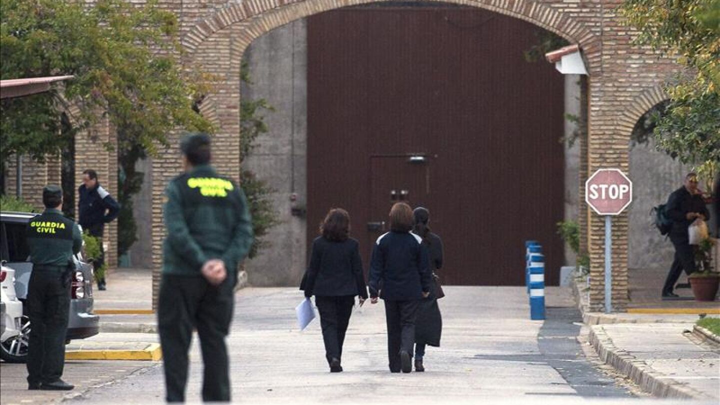 Isabel Pantoja entrando en la c&aacute;rcel de Alcal&aacute; de Guadaira