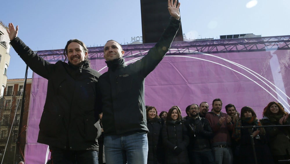 Pablo Iglesias apoya a Luis Alegre: "El despotismo en Madrid se llama Esperanza Aguirre"