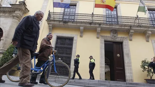 Siete empresarios han sido detenidos en Granada en el marco de la operación "Edu" Siete empresarios han sido detenidos en Granada en el marco de la operación "Edu"