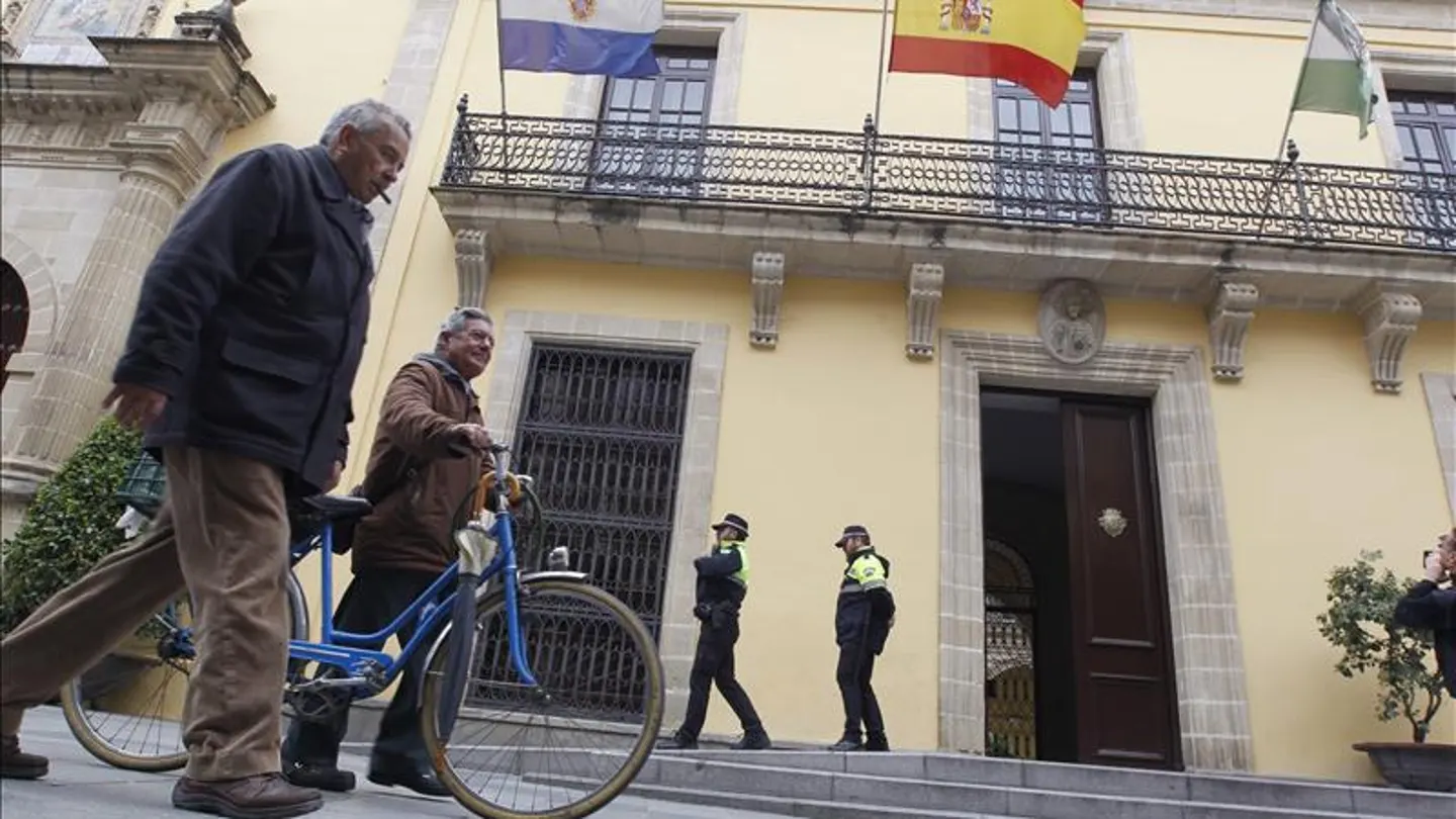Siete empresarios han sido detenidos en Granada en el marco de la operación "Edu" Siete empresarios han sido detenidos en Granada en el marco de la operación "Edu"