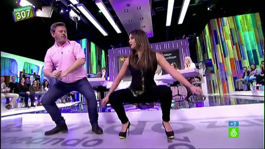El 'perreo' de Miki Nadal y Cristina Pedroche El 'perreo' de Miki Nadal y Cristina Pedroche