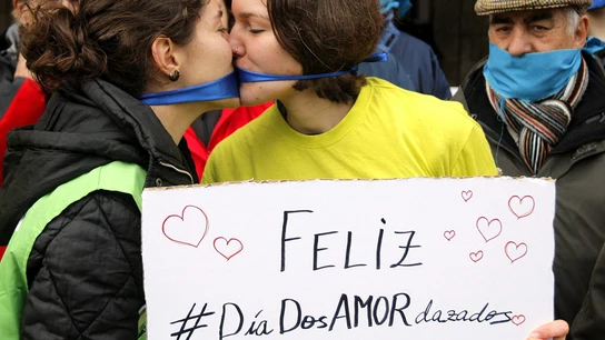 Una veintena de ciudades se manifiestan contra la 'Ley Mordaza' Una veintena de ciudades se manifiestan contra la 'Ley Mordaza'