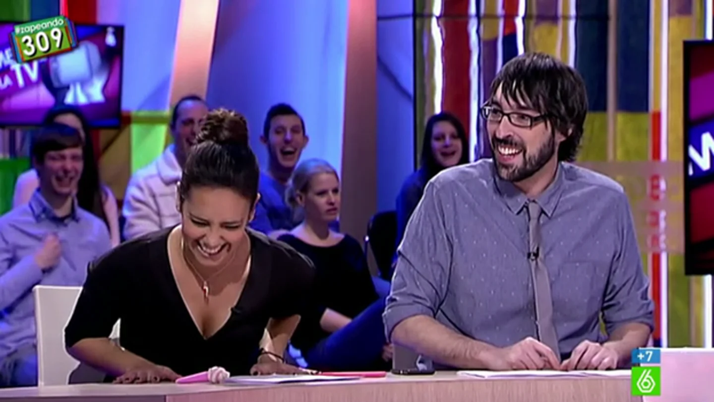 Quique Peinado bromea con Cristina Pedroche Quique Peinado bromea con Cristina Pedroche