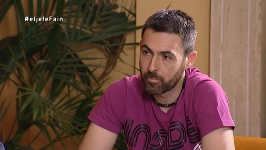 Pedro descubre que su compañero es 'El Jefe Infiltrado' Pedro descubre que su compañero es 'El Jefe Infiltrado'