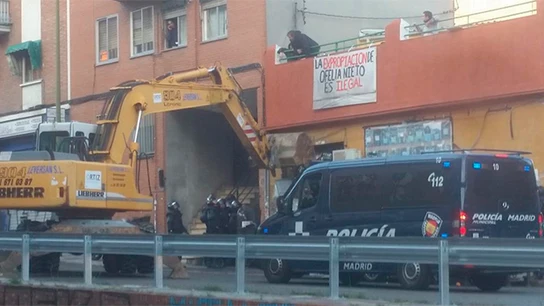 Imagen tomada durante el desalojo Imagen tomada durante el desalojo
