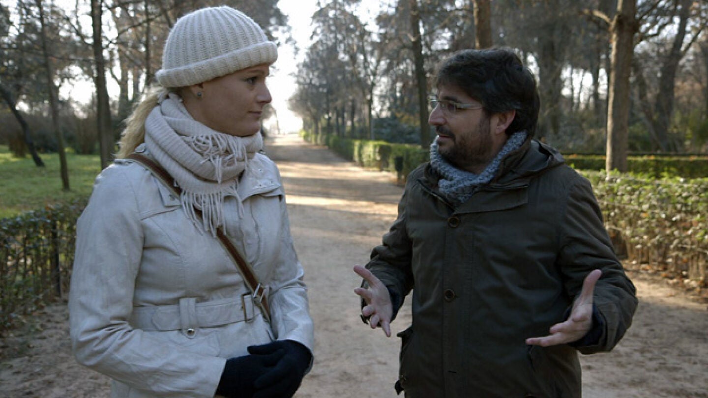 La capit&aacute;n del Ej&eacute;rcito de Tierra Zaida Cantera, con Jordi &Eacute;vole