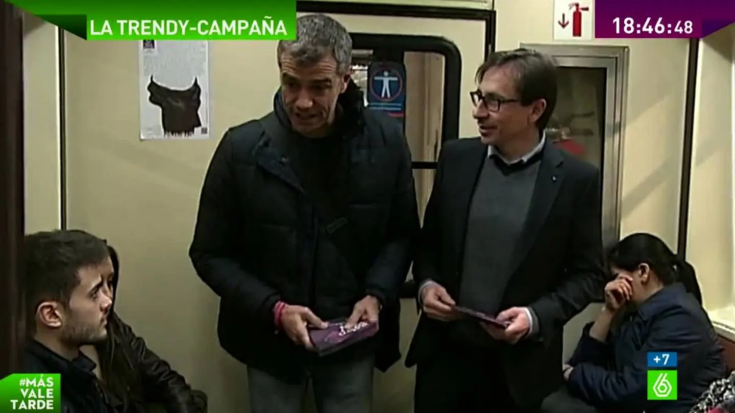 Toni Cantó y Ramón Marcos en el Metro de Madrid Toni Cantó y Ramón Marcos en el Metro de Madrid