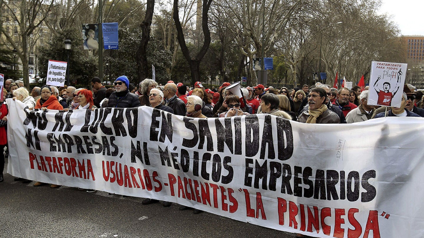 Cabeza de la trig&eacute;sima marea blanca de la sanidad madrile&ntilde;a