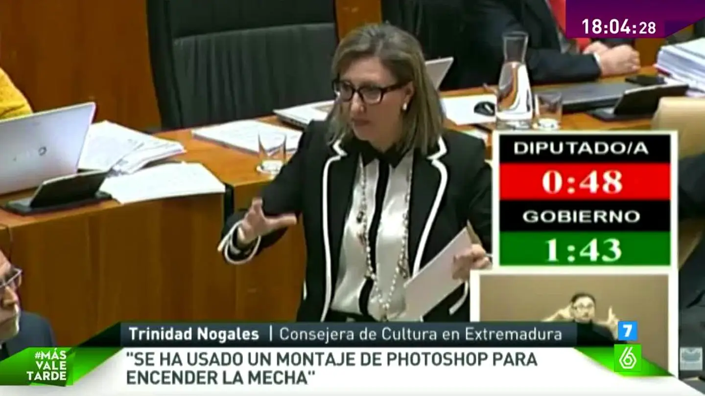 Trinidad Nogales en el parlamento regional Trinidad Nogales en el parlamento regional