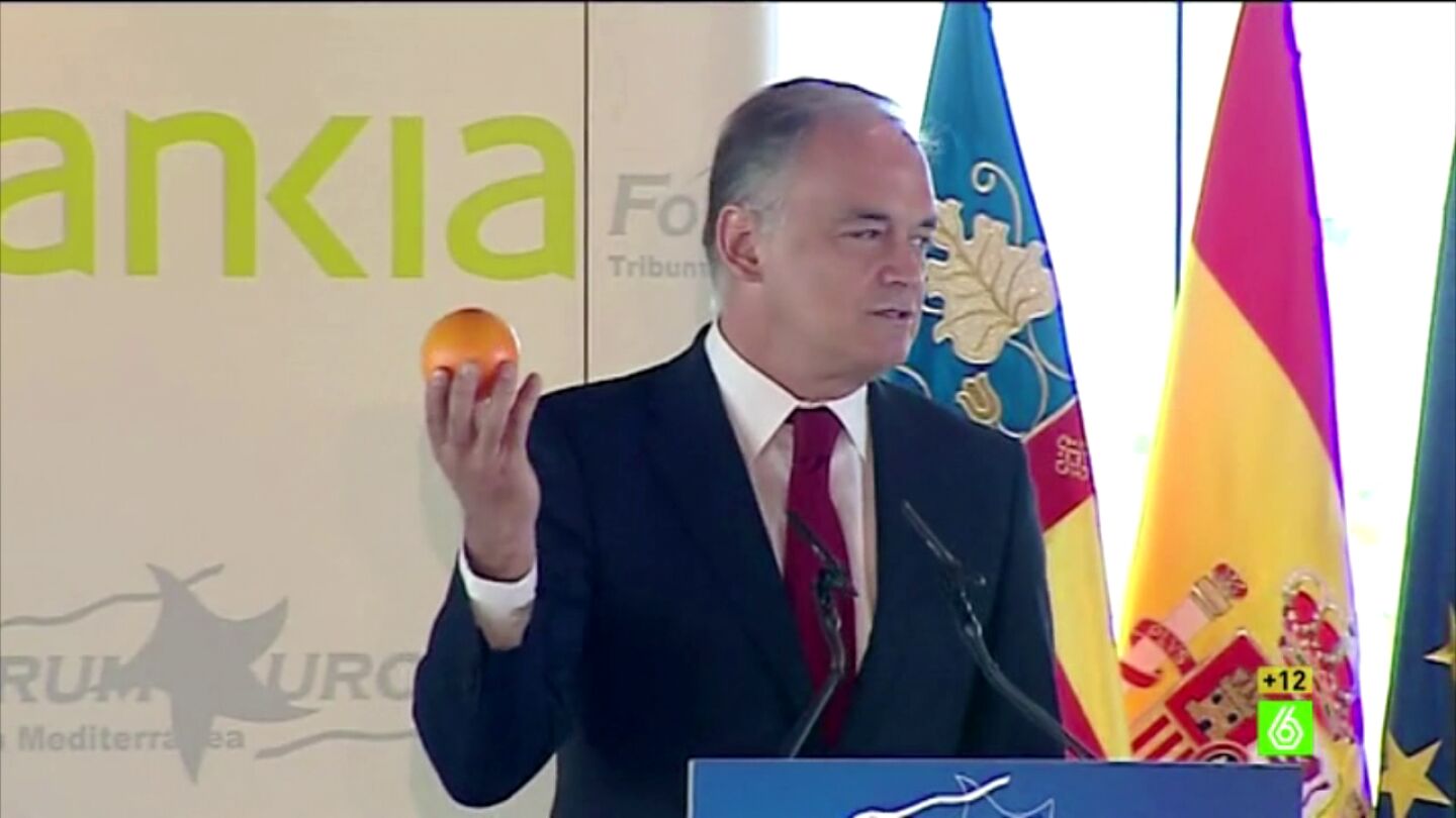 Esteban Pons y la manzana