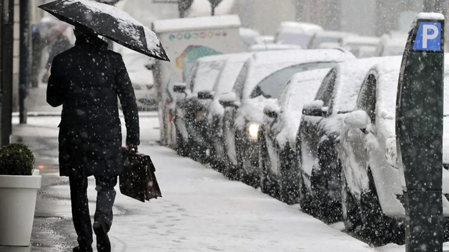 La primavera tiñe de blanco algunas zonas del norte de España a causa del temporal La primavera tiñe de blanco algunas zonas del norte de España a causa del temporal