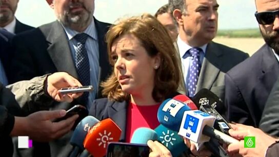 Soraya S&aacute;enz de Santamar&iacute;a ante los medios