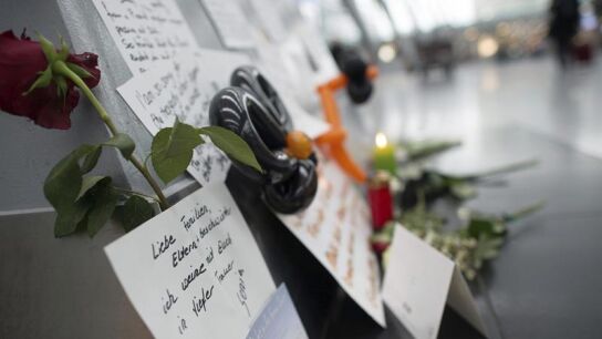 Condolencias en el aeropuerto de D&uuml;sseldorf 