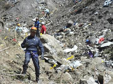 Miembros de los equipos de rescate galos Miembros de los equipos de rescate galos