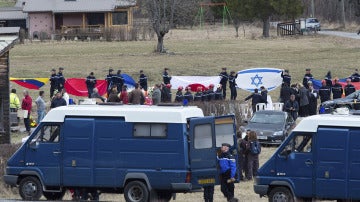 La policía francesa se prepara para la llegada de los parientes de las víctimas del vuelo Airbus A320