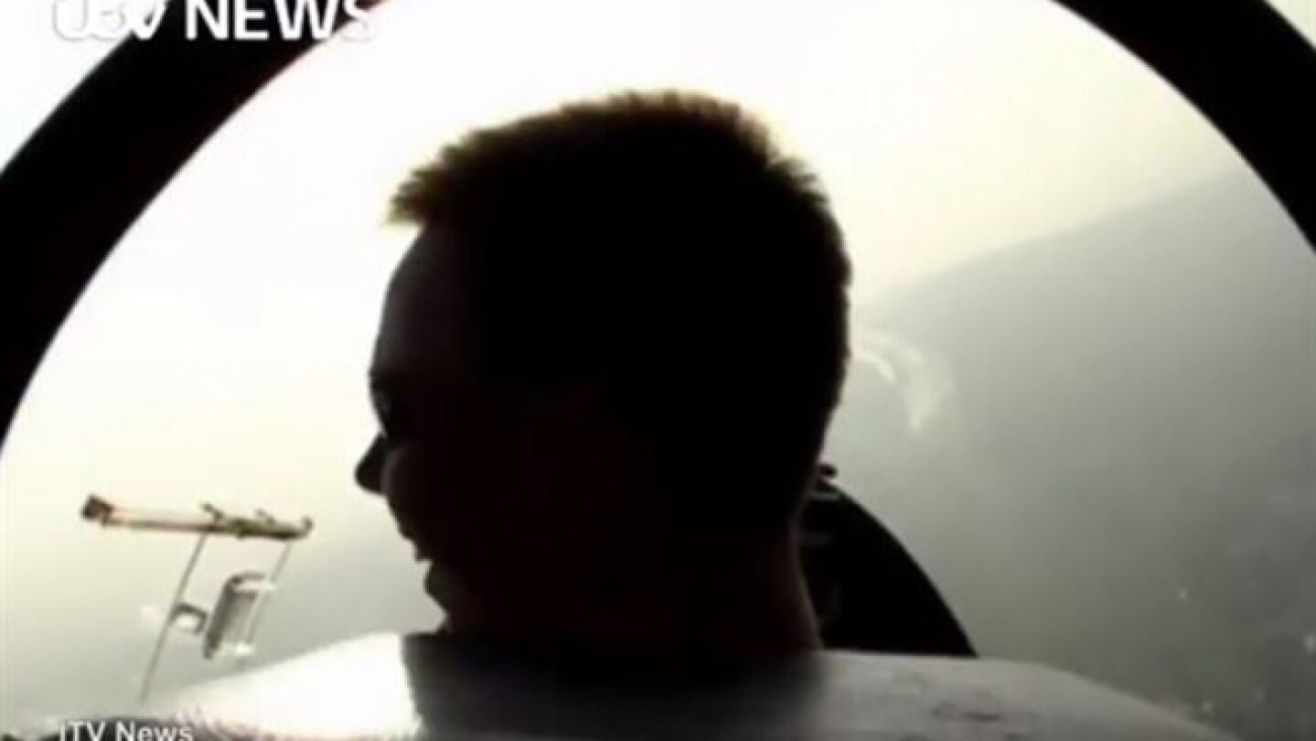 Un momento del v&iacute;deo en que Lubitz comenz&oacute; a volar.