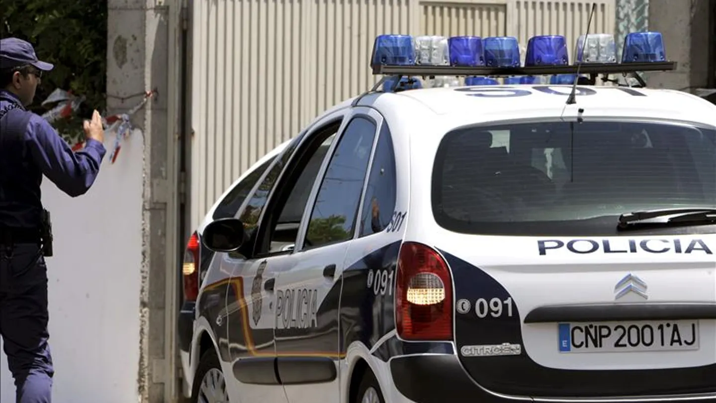 Un coche de la Policía en un suceso Un coche de la Policía en un suceso