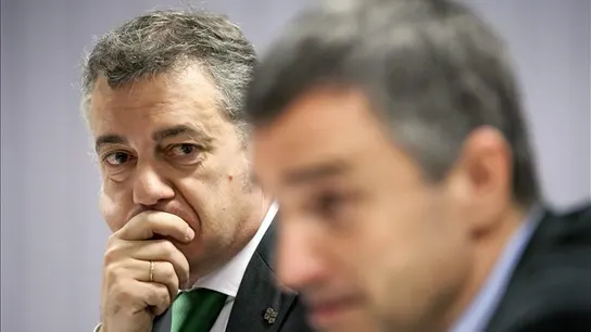 El Gobierno Vasco apuesta por la autocrítica para desbloquear el proceso de paz El Gobierno Vasco apuesta por la autocrítica para desbloquear el proceso de paz